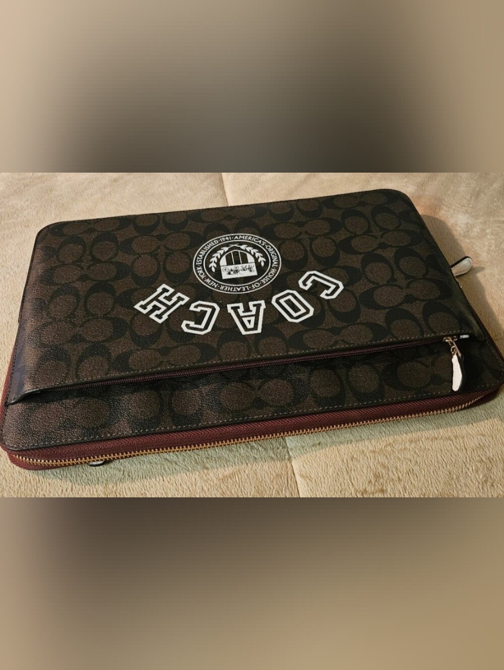 Coach Case - Picture 3 of 3